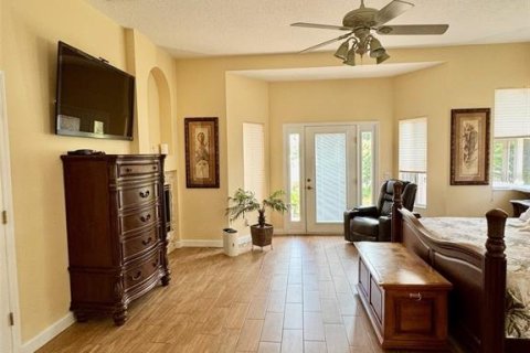 House in Eustis, Florida 3 bedrooms, 210.98 sq.m. № 1850298 - photo 25