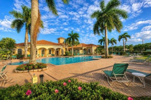 Touwnhouse à vendre à Boynton Beach, Floride: 3 chambres, 133.87 m2 № 2084430 - photo 10