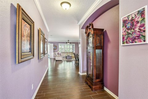 House in CONNERTON

 in Land O' Lakes, Florida 3 bedrooms, 223.71 sq.m. № 1628810 - photo 13
