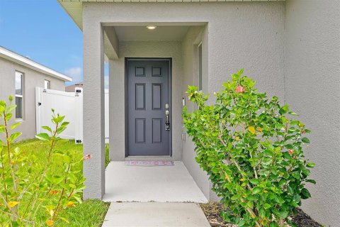 Villa ou maison à vendre à Haines City, Floride: 3 chambres, 143.26 m2 № 1784546 - photo 3