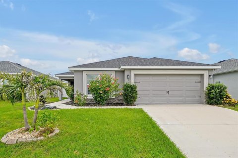 Villa ou maison à vendre à Haines City, Floride: 3 chambres, 143.26 m2 № 1784546 - photo 1