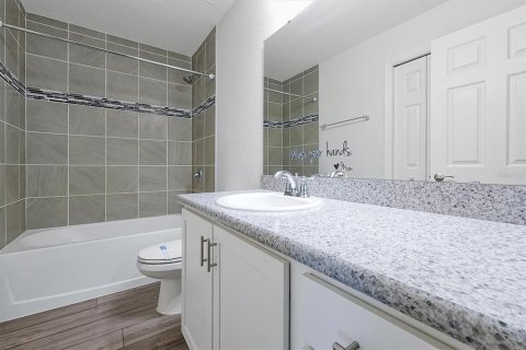 Villa ou maison à vendre à Haines City, Floride: 3 chambres, 143.26 m2 № 1784546 - photo 19