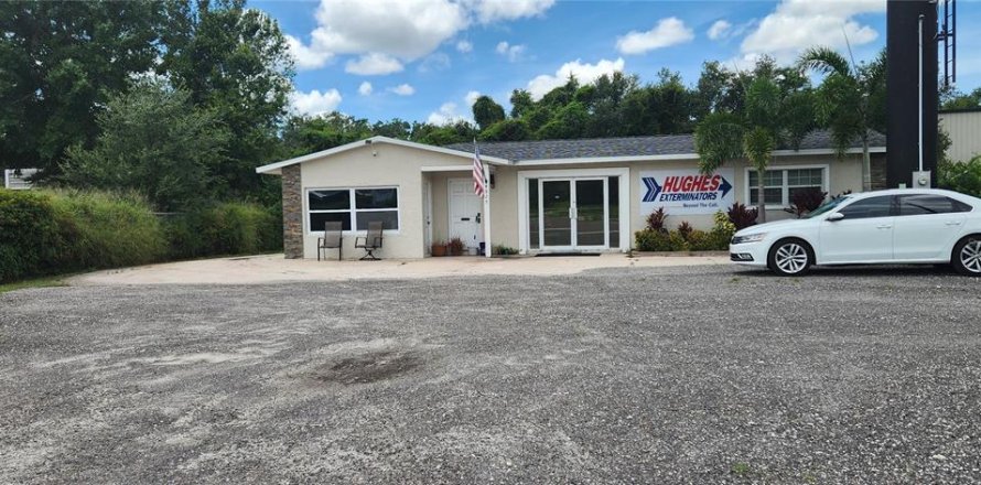 Commercial property in Land O' Lakes, Florida 142.14 sq.m. № 1822759