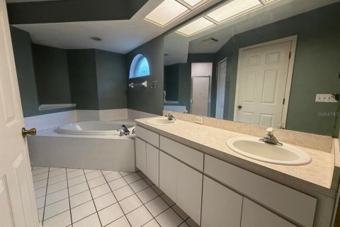 Casa en venta en Land O' Lakes, Florida, 3 dormitorios, 161.93 m2 № 2205616 - foto 18