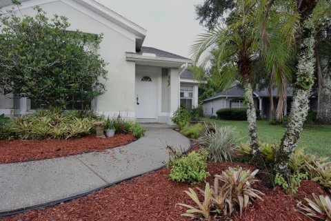 Casa en venta en Land O' Lakes, Florida, 3 dormitorios, 161.93 m2 № 2205616 - foto 2