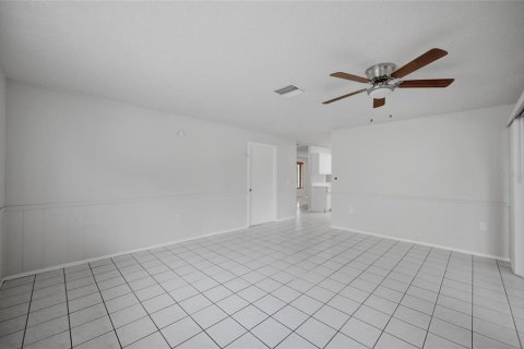Villa ou maison à vendre à New Port Richey, Floride: 3 chambres, 153.57 m2 № 2284778 - photo 10
