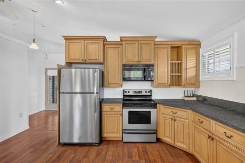 Villa ou maison à vendre à Port Charlotte, Floride: 2 chambres, 119.29 m2 № 2167321 - photo 18