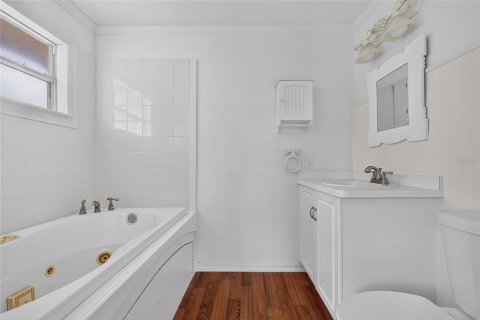 Villa ou maison à vendre à Port Charlotte, Floride: 2 chambres, 119.29 m2 № 2167321 - photo 23