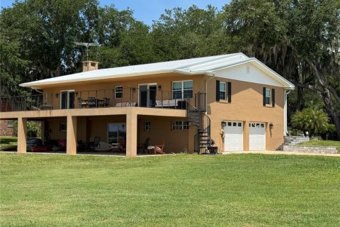 House in Frostproof, Florida 3 bedrooms, 295.89 sq.m. № 2233926 - photo 16