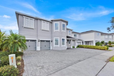 House in Kissimmee, Florida 11 bedrooms, 510.59 sq.m. № 1425474 - photo 2