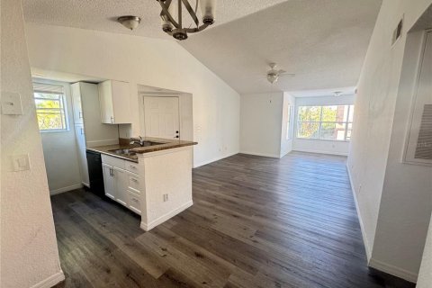 Apartamento en alquiler en Orlando, Florida, 2 dormitorios, 85.38 m2 № 1535049 - foto 6