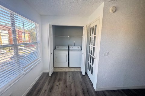 Apartamento en alquiler en Orlando, Florida, 2 dormitorios, 85.38 m2 № 1535049 - foto 10