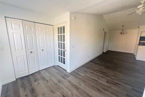 Apartamento en alquiler en Orlando, Florida, 2 dormitorios, 85.38 m2 № 1535049 - foto 9