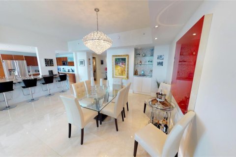 Condo in Aventura, Florida, 3 bedrooms  № 1984101 - photo 10