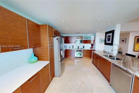 Condo in Aventura, Florida, 3 bedrooms  № 1984101 - photo 6