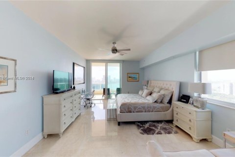 Condo in Aventura, Florida, 3 bedrooms  № 1984101 - photo 17