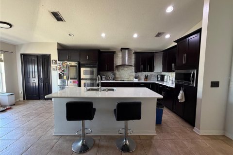 Casa en venta en Kissimmee, Florida, 4 dormitorios, 187.11 m2 № 2142696 - foto 9