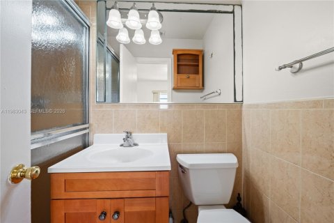 Купить виллу или дом в Майами, Флорида 4 спальни, 157.84м2, № 2049530 - фото 20