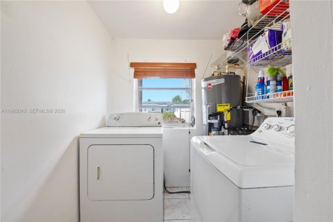 Купить виллу или дом в Майами, Флорида 4 спальни, 157.84м2, № 2049530 - фото 23