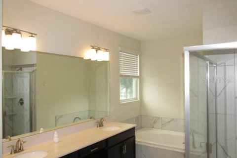 Villa ou maison à vendre à Davenport, Floride: 6 chambres, 305.74 m2 № 2339022 - photo 6