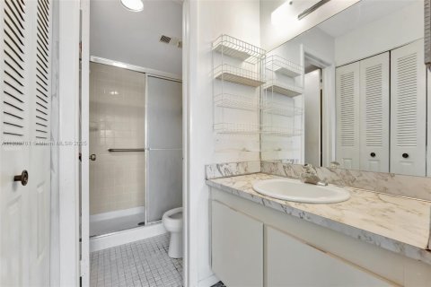 Copropriété à vendre à Sunrise, Floride: 2 chambres, 73.39 m2 № 2027781 - photo 19