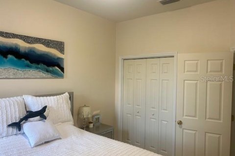 Villa ou maison à vendre à Zephyrhills, Floride: 4 chambres, 191.38 m2 № 2232898 - photo 14