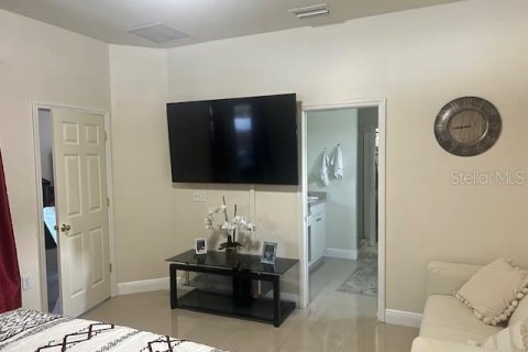 Villa ou maison à vendre à Zephyrhills, Floride: 4 chambres, 191.38 m2 № 2232898 - photo 9