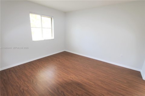 Condominio en alquiler en Cutler Bay, Florida, 3 dormitorios, 95.88 m2 № 2048335 - foto 7