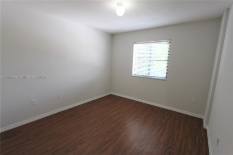 Condominio en alquiler en Cutler Bay, Florida, 3 dormitorios, 95.88 m2 № 2048335 - foto 10