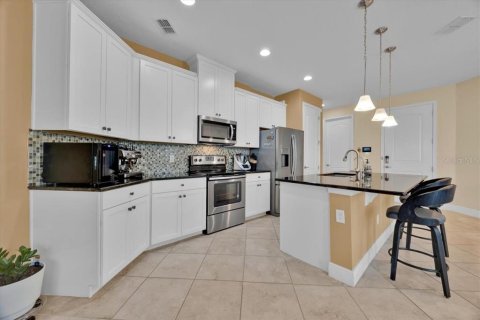 Touwnhouse à vendre à Orlando, Floride: 3 chambres, 174.19 m2 № 1917066 - photo 6
