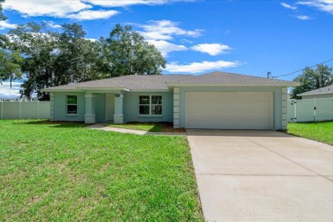 Casa en Ocala, Florida 3 dormitorios, 134.15 m2 № 2345266