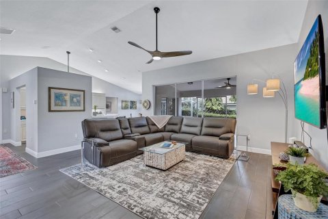 Villa ou maison à vendre à Nokomis, Floride: 3 chambres, 184.88 m2 № 2401040 - photo 6