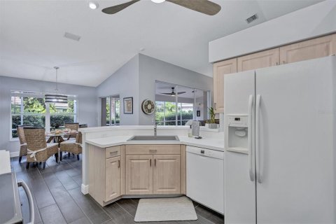 Villa ou maison à vendre à Nokomis, Floride: 3 chambres, 184.88 m2 № 2401040 - photo 18