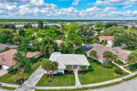 Villa ou maison à Nokomis, Floride 3 chambres, 184.88 m2 № 2401040