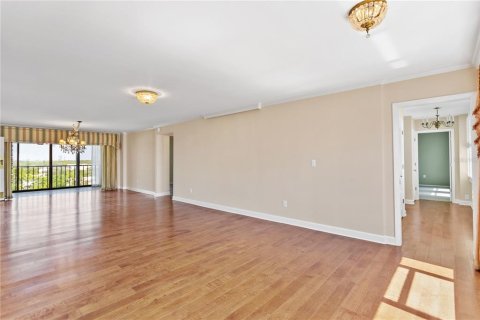 Copropriété à vendre à Tampa, Floride: 2 chambres, 242.66 m2 № 1723307 - photo 14