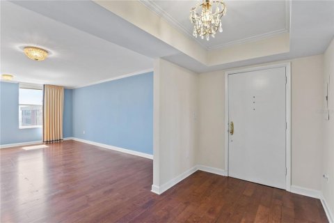 Copropriété à vendre à Tampa, Floride: 2 chambres, 242.66 m2 № 1723307 - photo 4