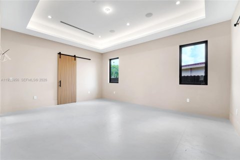 Villa ou maison à vendre à Miami, Floride: 5 chambres, 295.15 m2 № 2176615 - photo 20