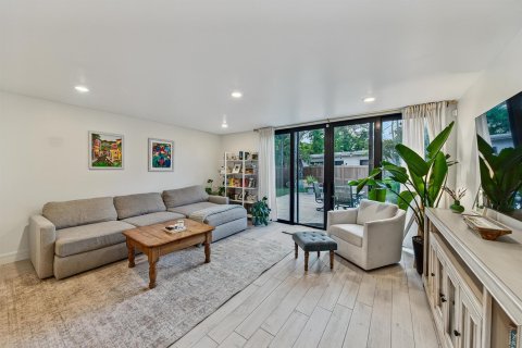 Condo in Fort Lauderdale, Florida, 2 bedrooms  № 2311100 - photo 16