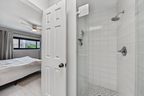 Condo in Fort Lauderdale, Florida, 2 bedrooms  № 2311100 - photo 27