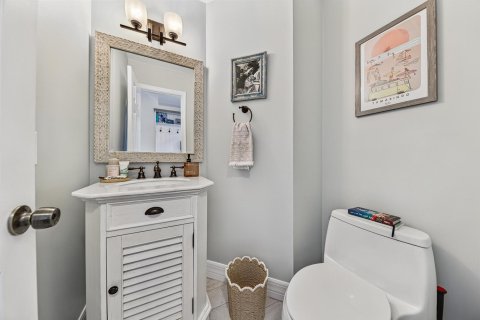 Condo in Fort Lauderdale, Florida, 2 bedrooms  № 2311100 - photo 5