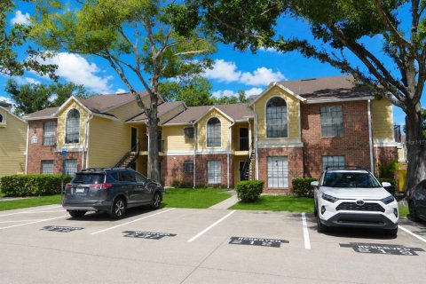 Condo in Tampa, Florida, 1 bedroom  № 2235482 - photo 2