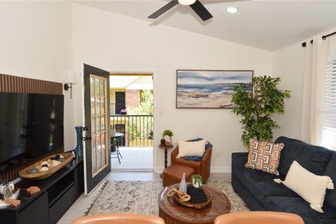 Condo in Tampa, Florida, 1 bedroom  № 2235482 - photo 20