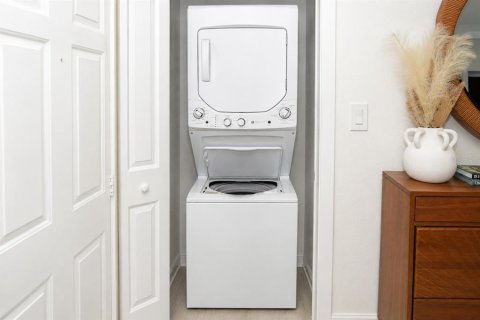 Condo in Tampa, Florida, 1 bedroom  № 2235482 - photo 4