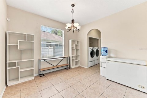 Villa ou maison à vendre à Land O' Lakes, Floride: 4 chambres, 218.51 m2 № 2319020 - photo 11