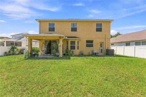 Villa ou maison à vendre à Land O' Lakes, Floride: 4 chambres, 218.51 m2 № 2319020 - photo 30