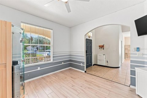 Villa ou maison à vendre à Land O' Lakes, Floride: 4 chambres, 218.51 m2 № 2319020 - photo 12