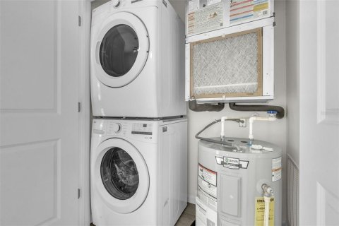 Condo in Tavares, Florida, 3 bedrooms  № 1870930 - photo 25