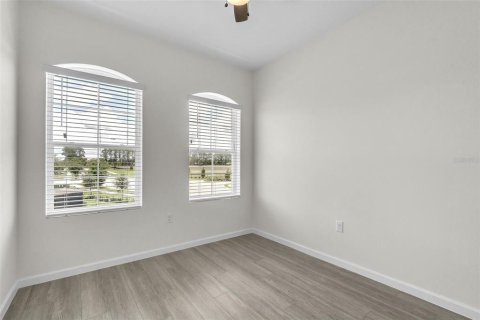 Condo in Tavares, Florida, 3 bedrooms  № 1870930 - photo 18