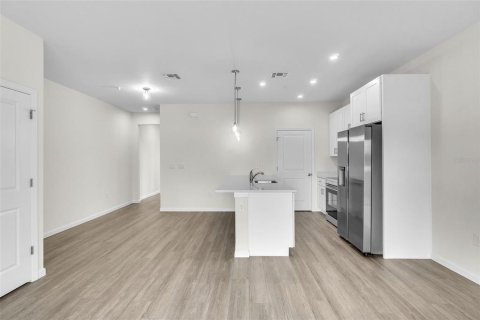 Condo in Tavares, Florida, 3 bedrooms  № 1870930 - photo 10