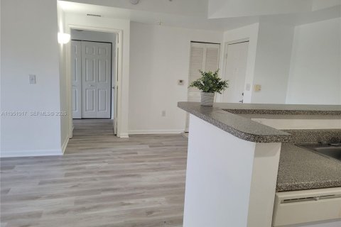 Condominio en Tamarac, Florida, 2 dormitorios  № 2007173